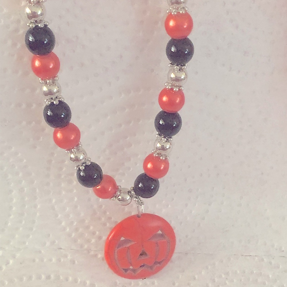 Festive Fall Pumpkin Beaded Bracelet Adjustable Handmade NEW Cute - Picture 2 of 8